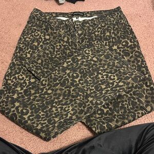 Ashley Mason Leopard Print Women Straight Leg Jeans